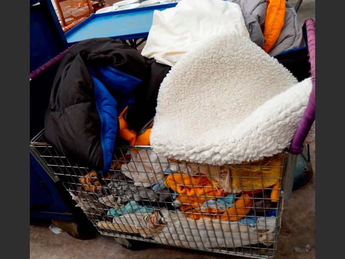 LINEN, SLEEPING BAG, CLOTHING, etc [Excl. Bin]