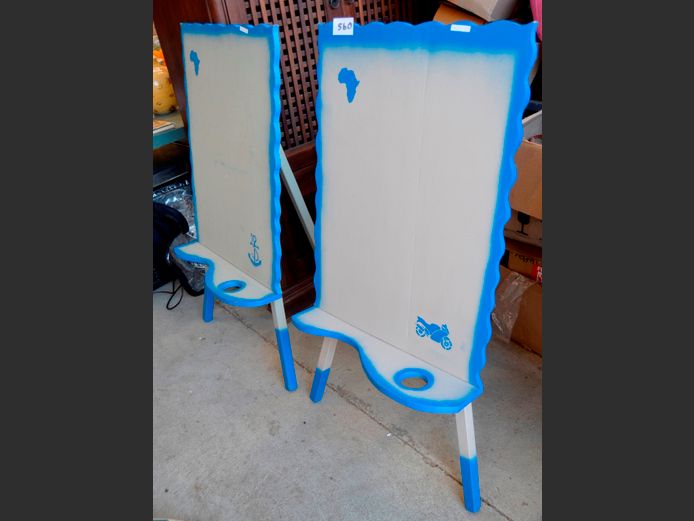 LOT OF 2: CHILDREN'S DRAWING EASELS, 119 x 60cm