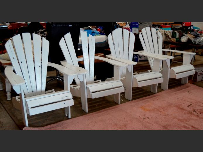 SET OF 4 WHITE PAINTED ADIRONDACK CHAIRS [Slat to 1 back rest needed]