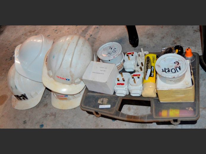 HARD HATS, SCREW ORGANISER, etc