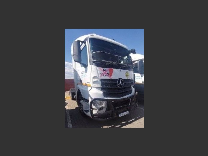 MERCEDES BENZ ACTROS 1840 H/CAB TRUCK, Diesel, 4X2