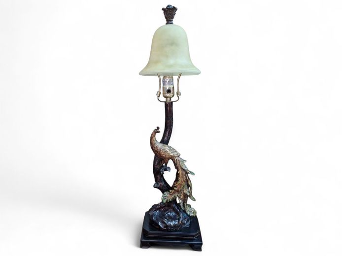 Elegant Vintage Peacock Lamp & Glass Shade
