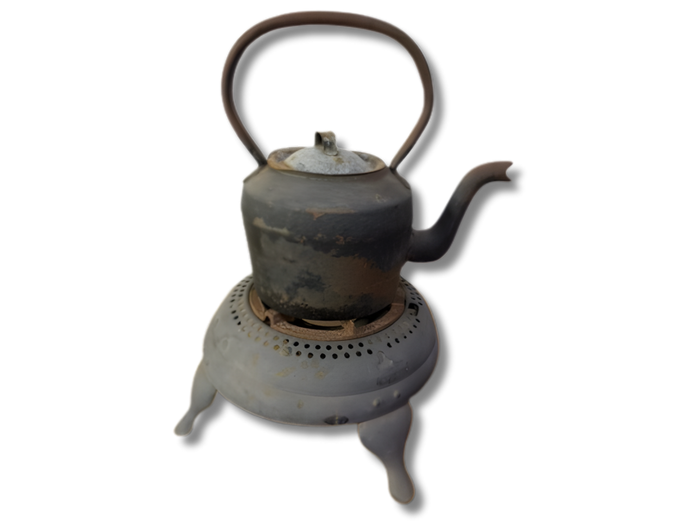 Cast Iron Kettle + Single Burner Stove 
