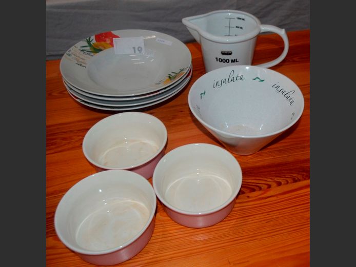 ARZBERG RETSCH PASTA PLATES, PORCELAIN MEASURING JUG, BOWLS, etc