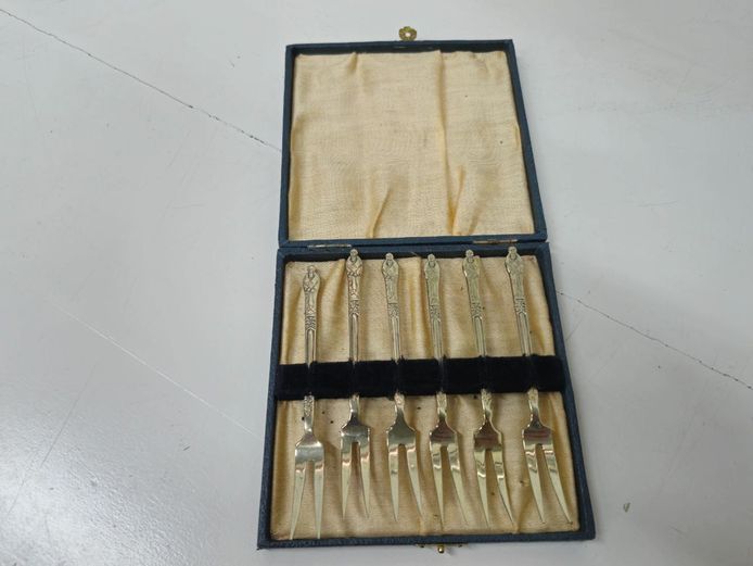 Vintage Cased Apostle Cocktail Forks