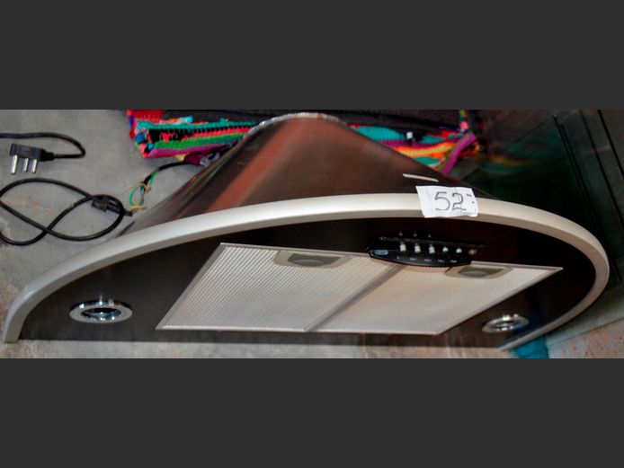 DEFY STAINLESS STEEL COOKER HOOD, 90 x 55cm [Switches on, untested further]