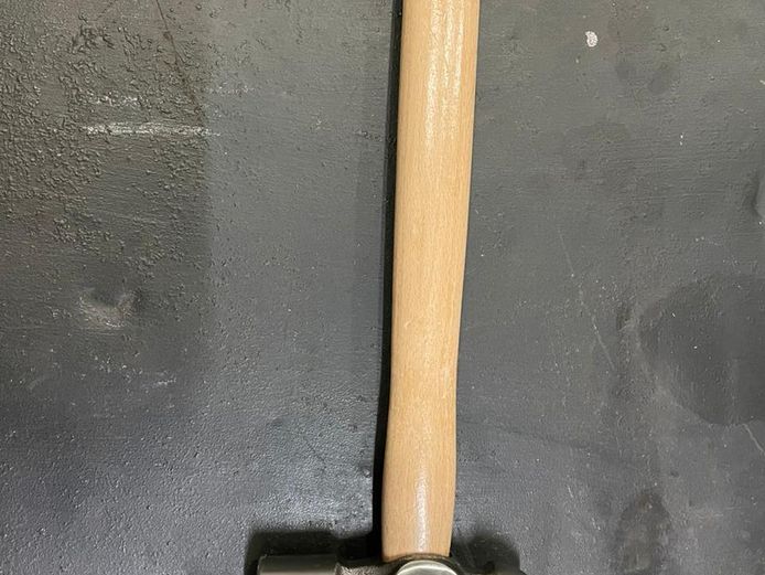 Ball hammer 