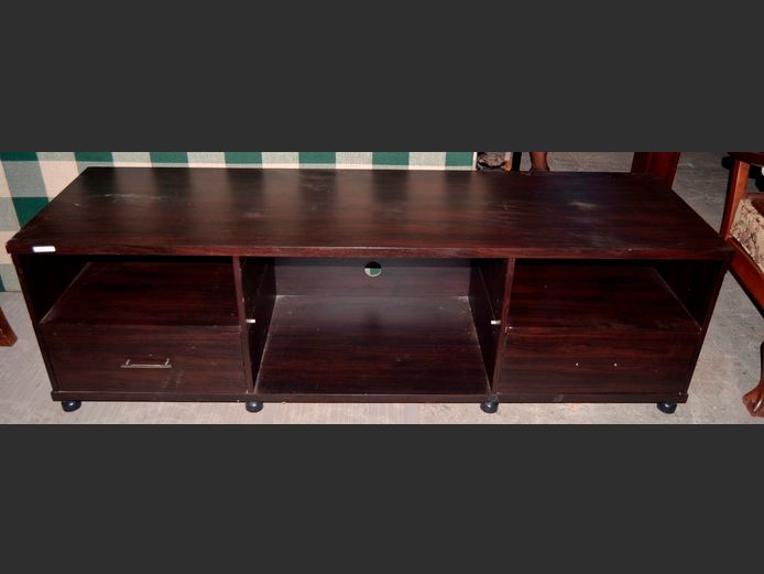 MAHOGANY FOIL 2-DRAWER TV STAND, 164 x 48 x 50cm