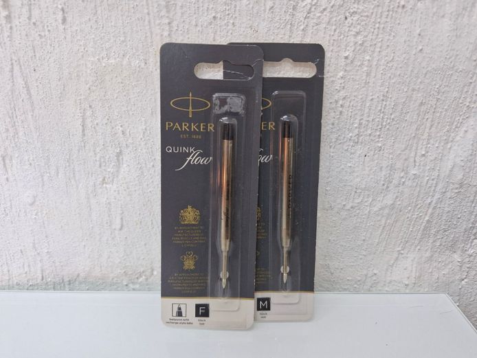 Pair of Parker Quinkflow Ballpoint Pen Refills (Black Ink, Fine and Medium Tip)
