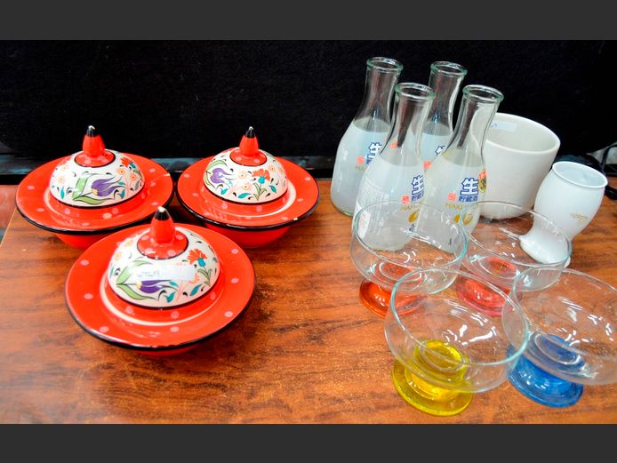 CHINESE SUGAR BOWLS, GLASS CARAFES, GLASS DESSERT BOWLS, etc