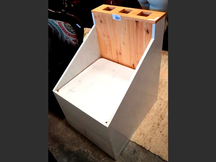 PINE STORAGE CHAIR, 70 x 55 x 87cm