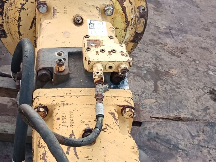 CATAPILLER 385 MAIN HYDROLIC PUMP