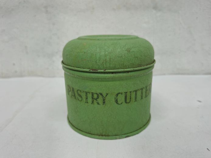 Vintage Metal Pastry Cutters Set with Original Storage Tin