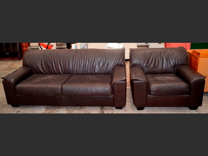 BROWN LEATHER 2-PIECE, 3-SEATER LOUNGE SUITE [Cat scratches]
