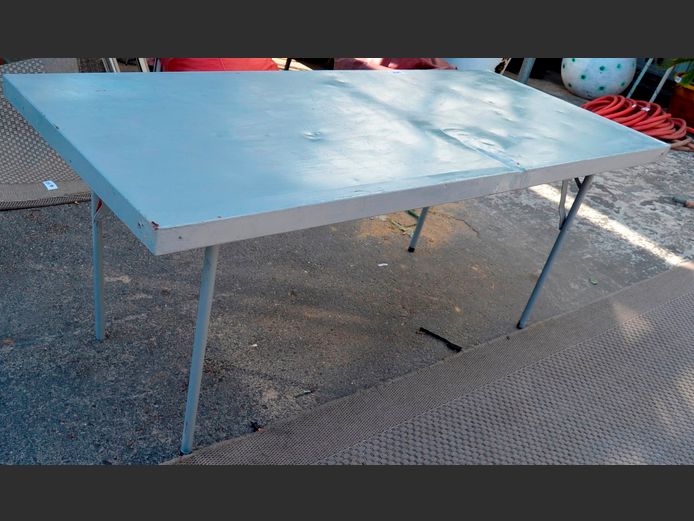 GREY PAINTED METAL TRESTLE TABLE, 180 x 78 x 75cm [Dented]