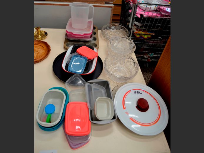 GLASS BOWLS, MUFFIN PAN, LOAF TINS, etc