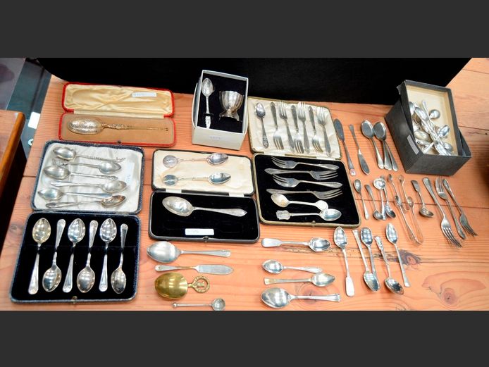 COLLECTION SILVER PLATE WARE: SPOONS, CAKE FORKS, SUGAR NIPS, etc