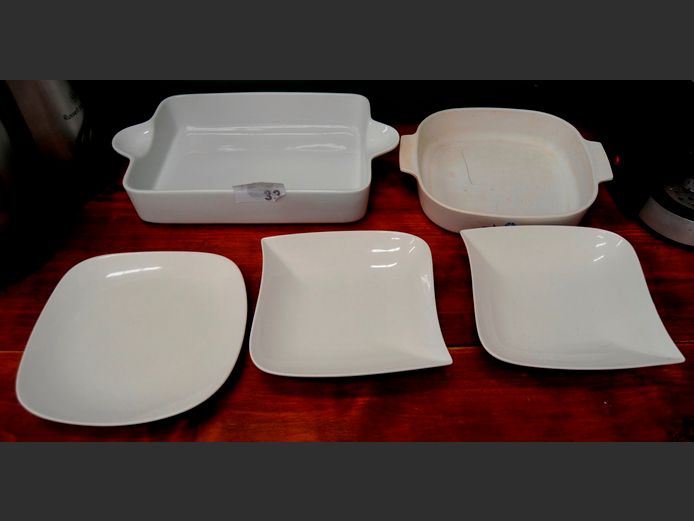 CORNINGWARE OVEN DISH, LASAGNA DISH, SNACK PLATES, etc