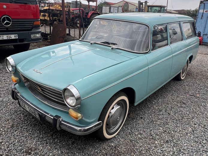 1974 Peugeot 404 Station Wagon