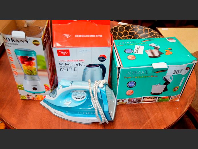 HAND MIXER WITH STAND, MINI BLENDER, RUSSELL HOBBS IRON, etc [Switch on, untested further]