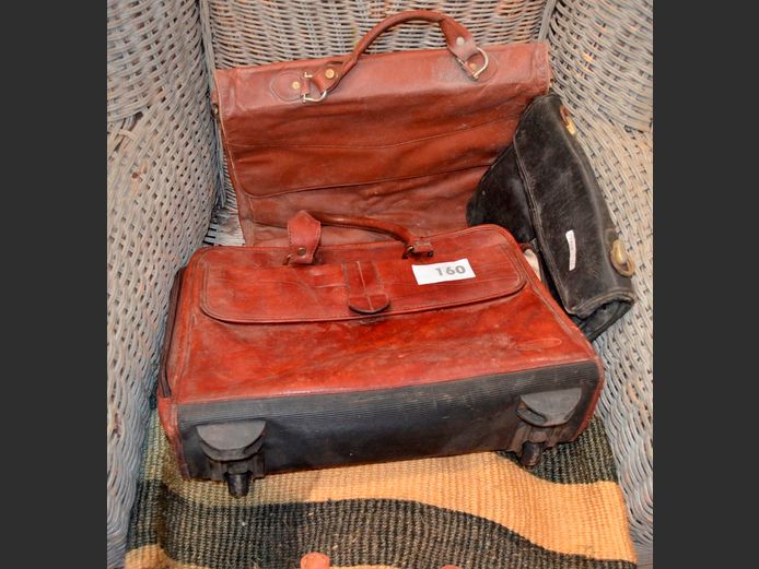 VINTAGE BROWN BRIEFCASE, CASE, etc
