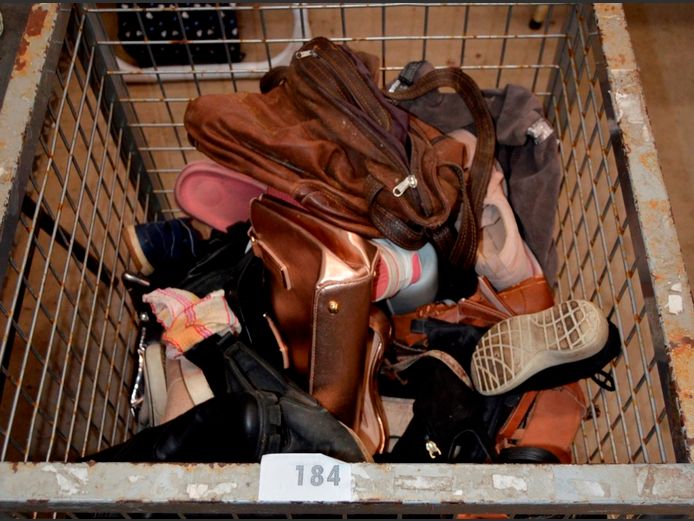 ASSORTED LADIES & MEN'S SHOES, etc [Excl. Bin]