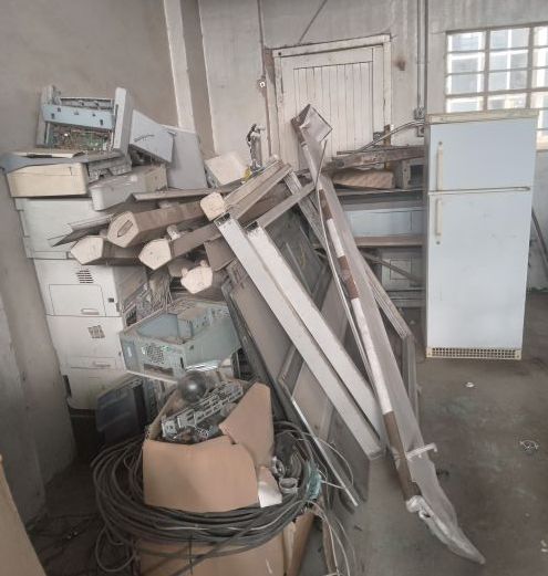 Assorted scrap