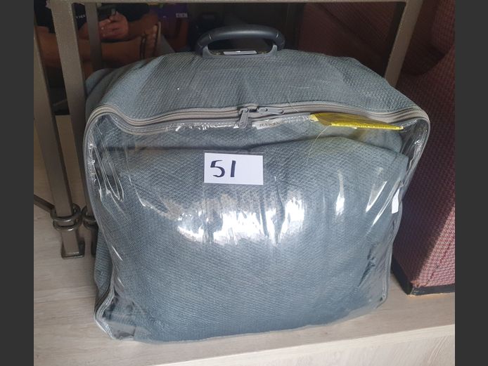 JEEP EXTRA LARGE CAR COVER [Like new]