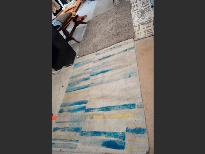 GREY FLUFFY CARPET & A MULTI-COLOURED CARPET, 220 x 160cm & 230 x 160cm
