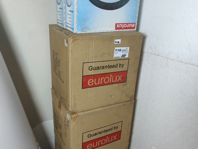 3 X BOXES CEILING LIGHTS