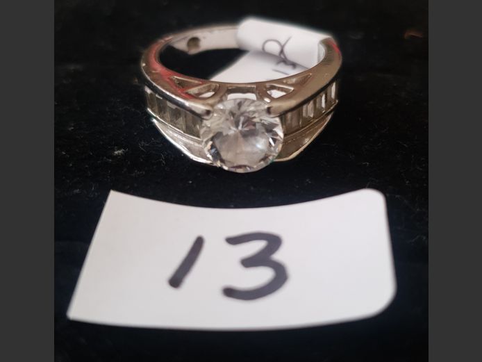 SILVER DRESS RING WITH CLEAR STONES