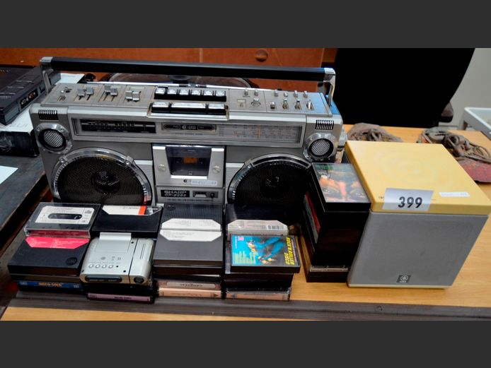 SHARP GHETTO BLASTER WITH TAPES [Switches on]