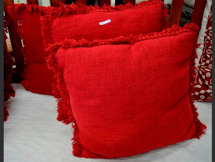 SET OF 3 RED SCATTER CUSHIONS, 50 x 50cm