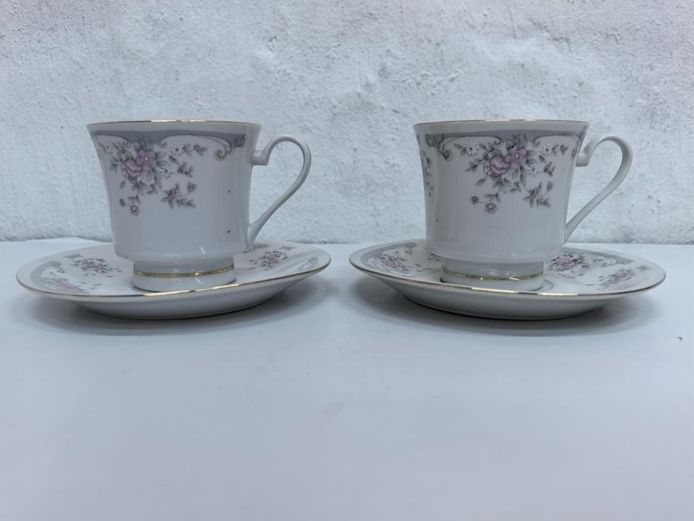 Vintage Fine Porcelain Floral Teacup & Saucer Duo – Made in China
