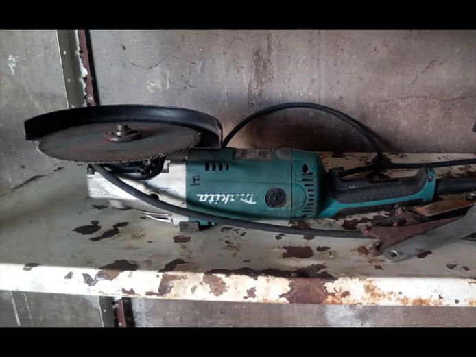Makita Grinder