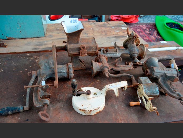 ASSORTED VINTAGE MINCERS, SLICERS, etc