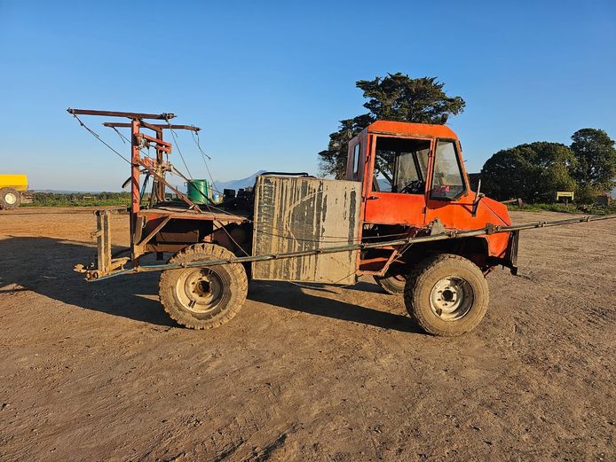 Unimog Spuit