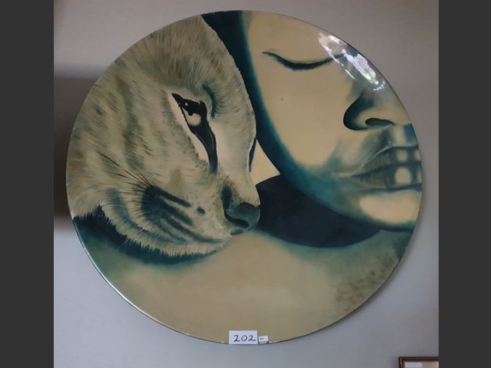 GLASS FIBRE HAND-PAINTED DECORATIVE WALL PLATE "FACES"