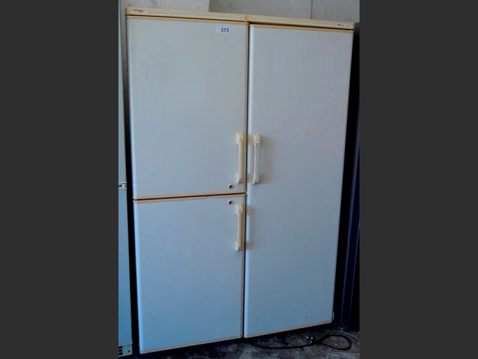 FRIDGEMASTER 3-DOOR FRIDGE FREEZER [Getting cold]
