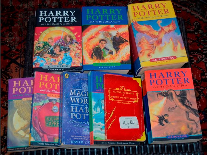 COLLECTION HARRY POTTER BOOKS