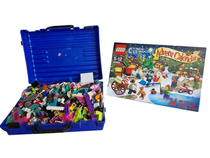 Mixed Loose LEGO Bricks
