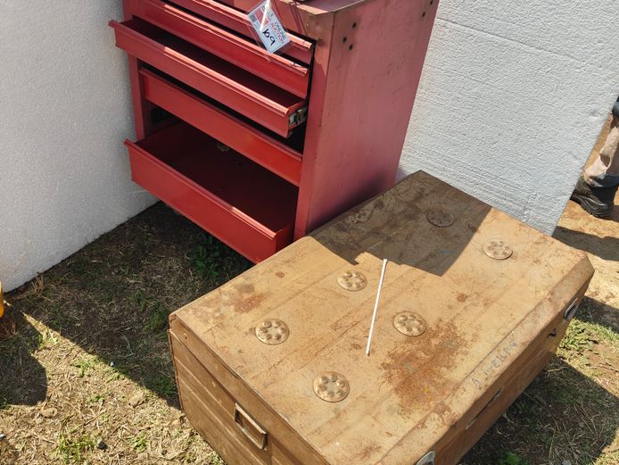 LOT TOOLBOXES