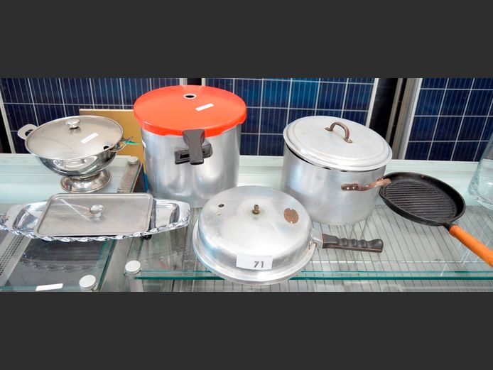 GRIDDLE PAN, POT, STAINLESS STEEL LIDDED VEGETABLE SERVING DISH, etc