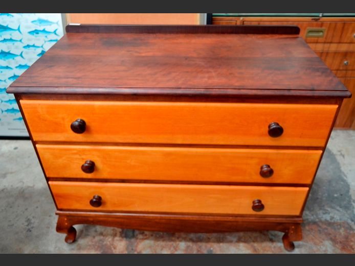 YELLOWWOOD & IMBUIA 3-DRAWER CHEST OF DRAWERS, 103 x 52 x 85cm