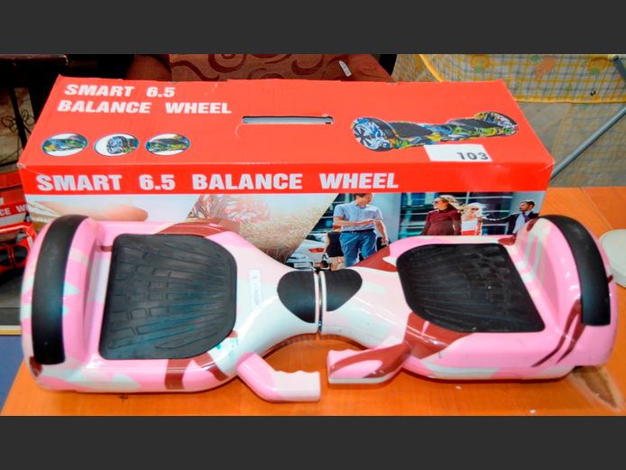 6.5" HOVERBOARD [Faulty]