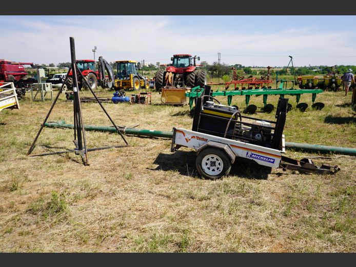 AUGER, STAND, WAENTJIE MET MOTOR - EENHEID