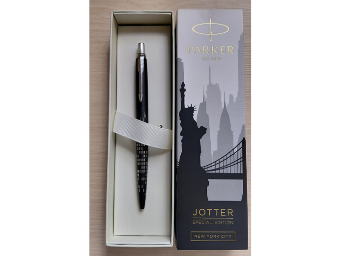 PARKER JOTTER SPECIAL EDITION NEW YORK CITY BALLPOINT PEN 