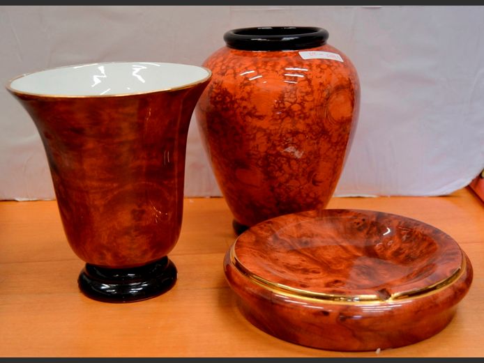 ITALIAN BROWN CERAMIC VASE, URN & ASHTRAY