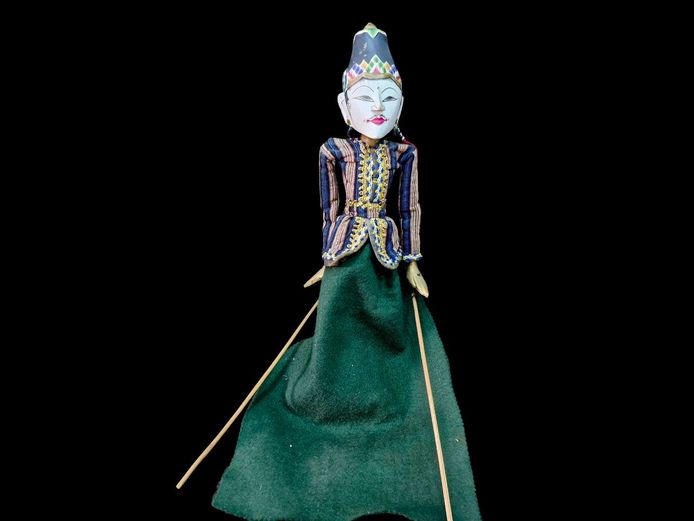 Vintage Indonesian Stick Java Theatre Puppet