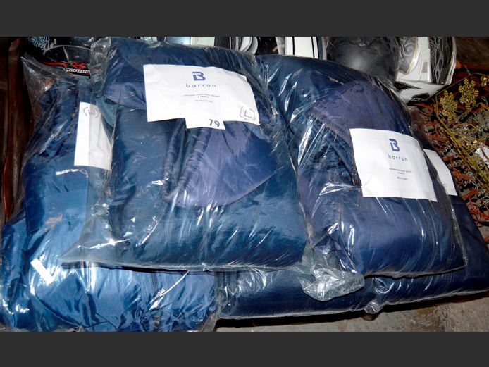 LOT: 5 x BARRON GROUND ZERO RAIN SUITS